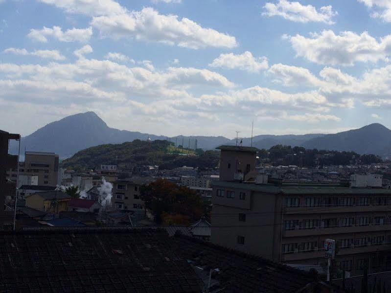 Yumoto Miyoshi Hotell Beppu Exteriör bild
